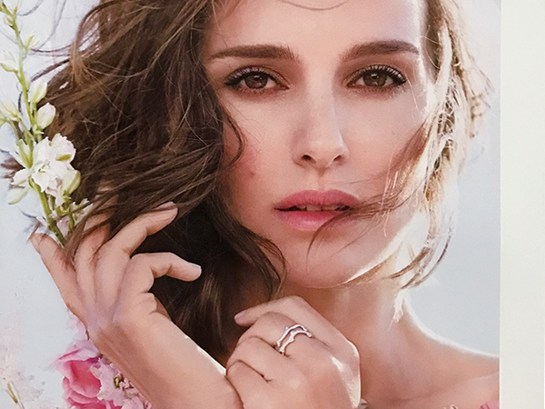 【送料込み・即決】ナタリー・ポートマン｜切り抜き 2P｜DIOR Miss Dior BLOOMING BOUQUET 広告ページ｜Natalie Portman