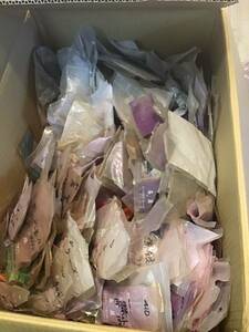 日本画　岩絵具　画材　顔料　岩紫　美紫　　岩藤　その他　多色　大量まとめ売り　約10kg 喜屋　ウエマツ