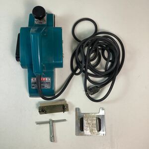 y2339 マキタ 110mm 電気カンナ 1911B makita 電動 工具 鉋 かんな 大工道具 DIY 研磨 研削 面取り ならし 通電確認済 中古