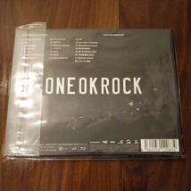 【送料無料】ONE OK ROCK Blu-ray 残響リファレンス TOUR in YOKOHAMA ARENA ワンオクロック/DVD ブルーレイ/横浜アリーナ/ステッカー付属_画像2