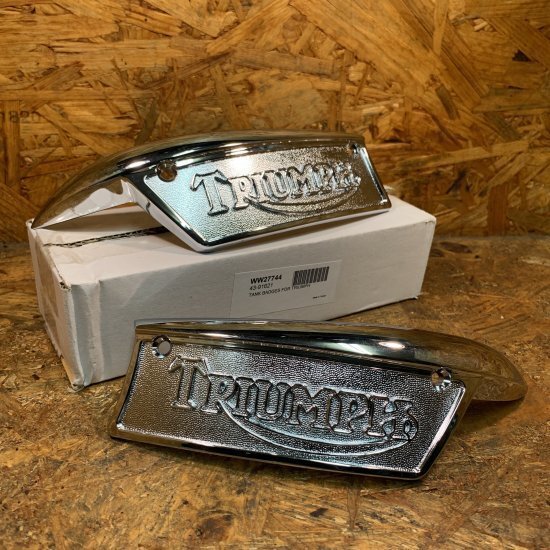 トライアンフ エンブレム タンクバッジ ビンテージ トライアンフ ユニット Triumph カスタム タンク T120 T140 (WW27744)
