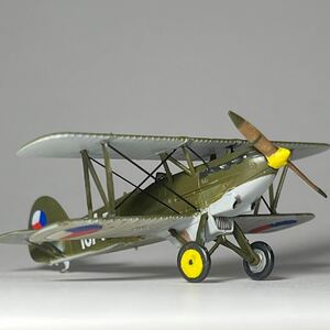 エデュアルド　1/144 アヴィアB534 初期型　完成品　複葉機　プラモデル　チェコスロバキア　戦闘機 avia 