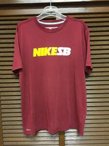 Nike SB Tシャツ エンジ色 L USED スケート