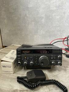 YAESU FT-850 HF TRANSCEIVER 