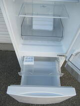 東芝冷凍冷蔵庫GR-S15BS（W)　２０２１年　１５３L 　美品　兵庫県加古川市より１００Km 以内の方は送料無料です。_画像3