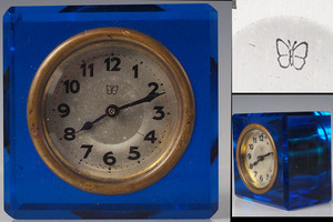 EB71_戦前 稼働品 アンティーク 蝶々ホールマーク 日本製 ガラス時計 コバルトブルー 置き時計（検 精工舎 柱時計 