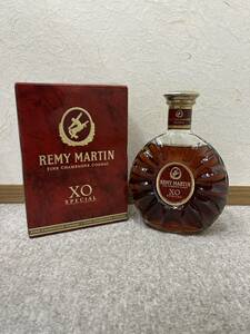 【RSA-2350】REMY MARTIN XO SPECIAL レミーマルタン XOスペシャル コニャック 700ml 40% 箱付 古酒 アンティーク 未開栓品 美品 保管品