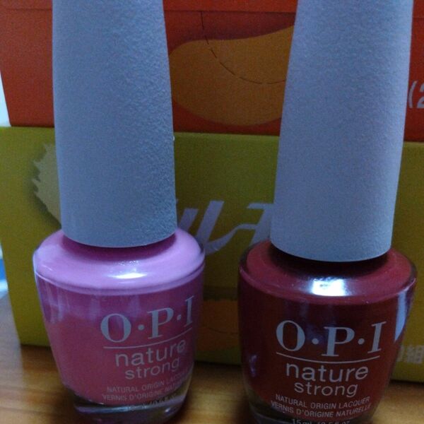 ＯＰＩ NAT006 NAT014 新品　未開封　赤系、ピンク系