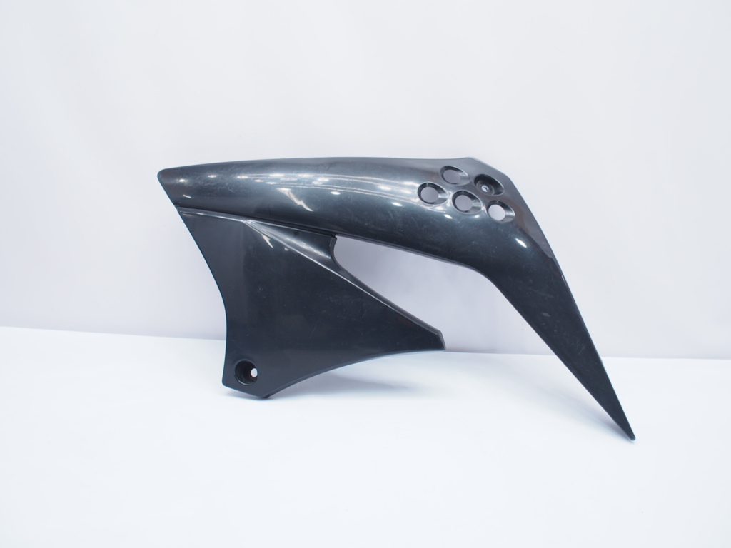 カワサキ Dトラッカー125 KLX125 シュラウド 右 黒 49089-0085