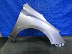 F064　インプレッサスポーツ　GT2 GT3 GT6 GT7　右フェンダー　G4　GK2 GK3 GK6 GK7　純正品