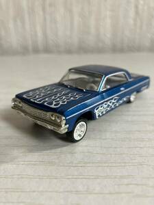 Revell 1/64 LOWRIDERS CHEVY IMPALA 64 レベル　インパラ　ローライダー