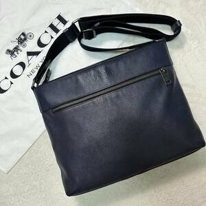 定価7万/美品●COACH コーチ 大容量 レザー 本革 ショルダーバッグ メッセンジャー メンズ ビジネス A4収納 斜め掛け ロゴ型押し ネイビー