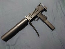 WA ウェスタンアームズ ガスガン イングラム M11 マック11 サプレッサー ストラップ 付き ガスブローバック サブマシンガン SMG_画像9