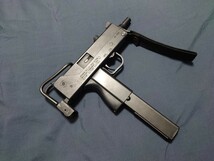 WA ウェスタンアームズ ガスガン イングラム M11 マック11 サプレッサー ストラップ 付き ガスブローバック サブマシンガン SMG_画像6