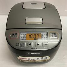 営YY101-100B ZOJIRUSHI 象印 マイコン炊飯ジャー NL-BU05 3合炊き2020年製 炊飯器 ブラック コンセントなし 通電未確認_画像1