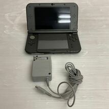 営MK129-60B New Nintendo 任天堂 3DS LL RED-001ブラック ゲーム機 通電動作確認済_画像2