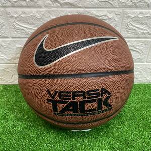 中古 良品 NIKE ナイキ バスケットボール VERSA TACK バーサタック 7号球 BB0434 801 アンバー 空気抜けあり 空気入れたら問題なし 人気