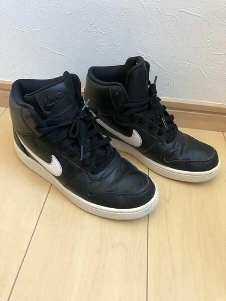 NIKE ナイキ スニーカー