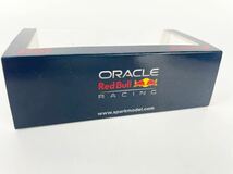 spark 1/43 S8525 Oracle Red Bull Racing RB18 Saudi Arabian GP 2022 1st Pole Position ミニカー _画像5