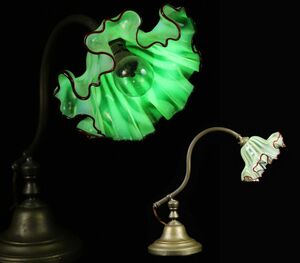 壁掛けランプ 19世紀頃 アールヌーボー フランス 照明 ウランガラス シェード フリル アンティーク[62167et]