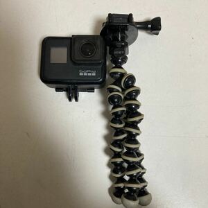 GoPro ゴープロ アクションカメラ ヒーロー BLACK7 ブラック ハンディグリップ付き デジタルカメラ 小型 手持ち 動画撮影