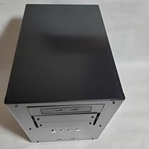 WiNDy Mini-ITX MC3 TRIGGER アルミ ケース 中古 +オマケ ジャンク扱い_画像2