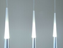 北欧風 ノーブルスパーク ペンダントライト 天井照明 3台セット スタイリッシュ ランプ インテリア 中古 送料無料 即決_画像4