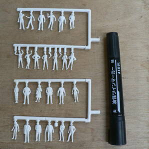 BBP653 未組立 プライザー ORIGINAL Preiser miniaturfiguren 1:72 / Art. Nr. 72512 / Pasers-by, standing and walking 歩行者 添景 ④の画像4