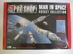 AMT 1/200 MAN IN SPACE