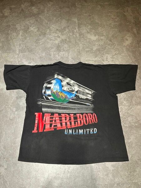 Marlboro UNLIMITED RAILROAD POCKET TEE.