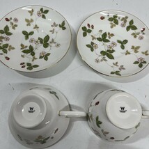 美品 ウェッジウッド 3点 Wedgwood 英国製 ワイルドストロベリー ティーカップ コーヒーカップ カップ＆ソーサー 畠D0208-16_画像5