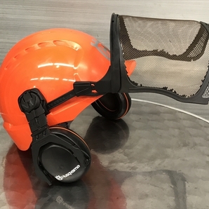 HUSQVARNA ハスクバーナ フォレストヘルメットの画像3