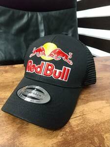 即決　新品　送料無料　レッドブル　RED　BULL キャップ　CAP　F１　レーシング　アウトドア　黒　レース　エナジードリンク