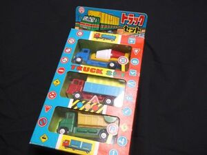 扇（扇子）にS.P　ロゴ　★昭和レトロ★　トラックのおもちゃ　ミニカー　３台セット　　トラックセット