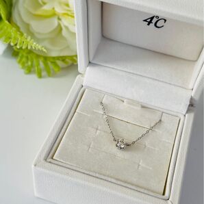 4℃ ダイヤモンドネックレス ホワイトゴールド ペンダント