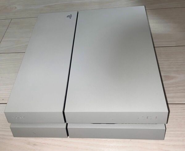 CUH-1200A SONY ホワイト 初期化済 PlayStation4 動作確認済み　箱無し