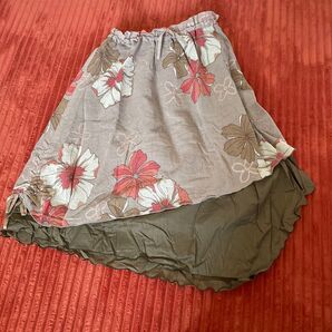 スカート長め夏用