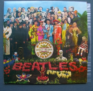 雅雑§(9)LP[Beatles/Sgt.Pepper’sLHCB]ユーゴスラヴィアParlo2x[EMI]盤/盤質優良/微弱ジジ有/無スレ無プッ/切抜無/LPARS 73039-1 ZP 8776