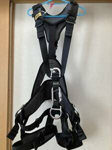 ペツル　PETZL アバオボッド　フルボディハーネス