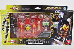 バンダイ 仮面ライダーカブト 仮面ライダーザビー 装着変身 超合金 GE-06【D】ukt020605