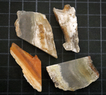 鉱物標本、蛋白石、蛍光オパール北海道産　M 24グラム（C1)_画像2
