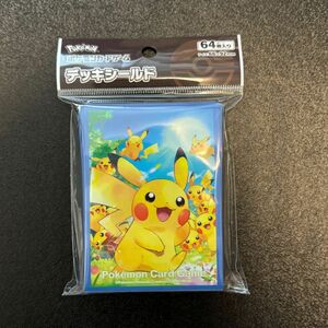 ポケモンカードゲーム　 デッキシールド　 ピカチュウ大集合