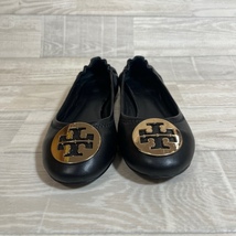 TORY BURCH/トリーバーチ/ロゴプレートデザイン レザーバレエシューズ/パンプス/ブラック×ゴールド/サイズ8(約25.0cm相当)/_画像2