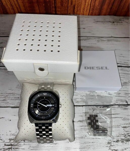 【ジャンク品】 DIESEL ディーゼル 腕時計 DZ-1170