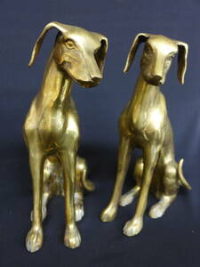 bb310● 真鍮 アンティークオブジェ 犬の置物 イタリアン・グレーハウンド 洋犬2匹 大きさ高さ：約30㎝ 2つの重量：約6.8㎏ 彫金/100