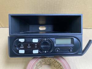 日産・NV200バネット(VM20) 純正ラジオ・小物入れ F0162