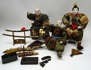 緑屋f■ 時代物　大将人形　五月人形　3体　刀掛け 日本刀 武具 ほか　まとめて　玉眼　旧家初出し品　　 km/2-361/3-3#140