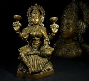 緑屋c■ 銅製　仏像　ラクシュミー　ヒンドゥー教　女神　高約47cm　重量11.8kg　　i2s/2-160/15-3#120