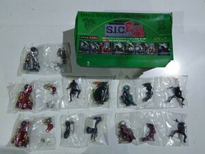 《仮面ライダー》S.I.C.匠魂 第7弾!! ロボコン バトルホッパー 仮面ライダーブラック 仮面ライダー龍騎☆6種シークレット含 全7点セット