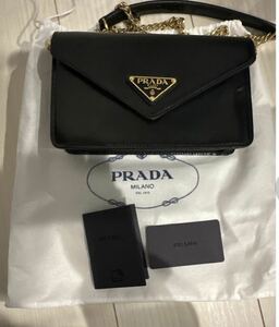 PRADA ショルダーバッグ